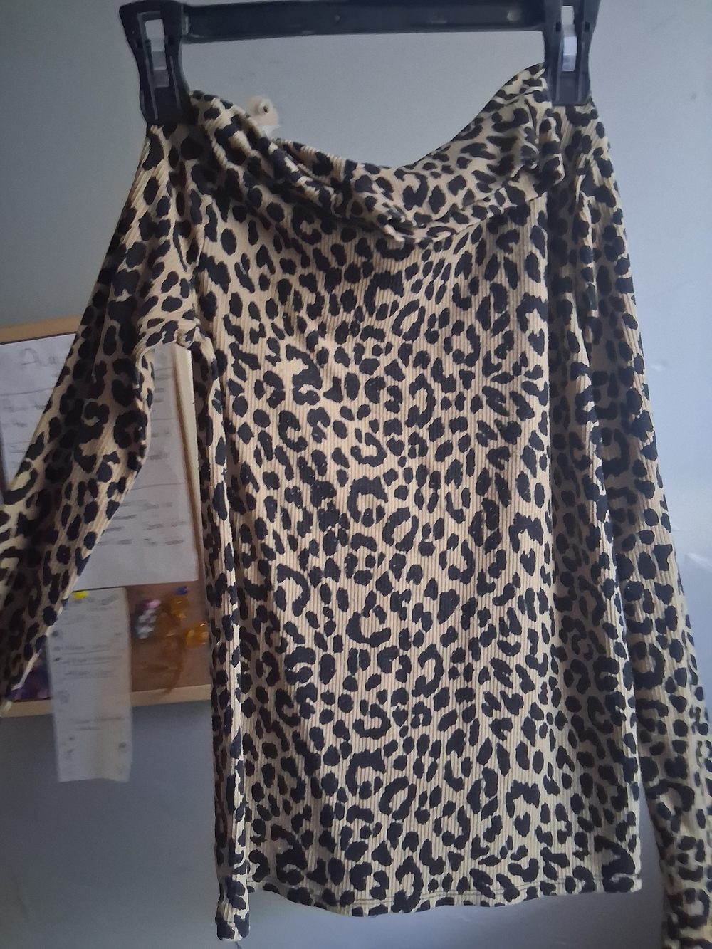 Leopard Print Turtle Neck Off-Shoulder Women's Sweater - Beige/Black